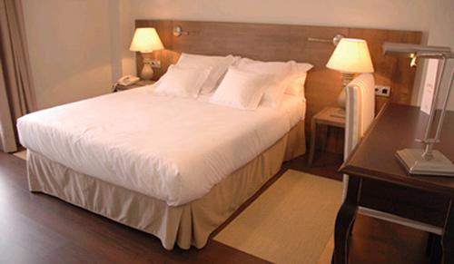 Hotel Maria Jimena Оканья Номер фото